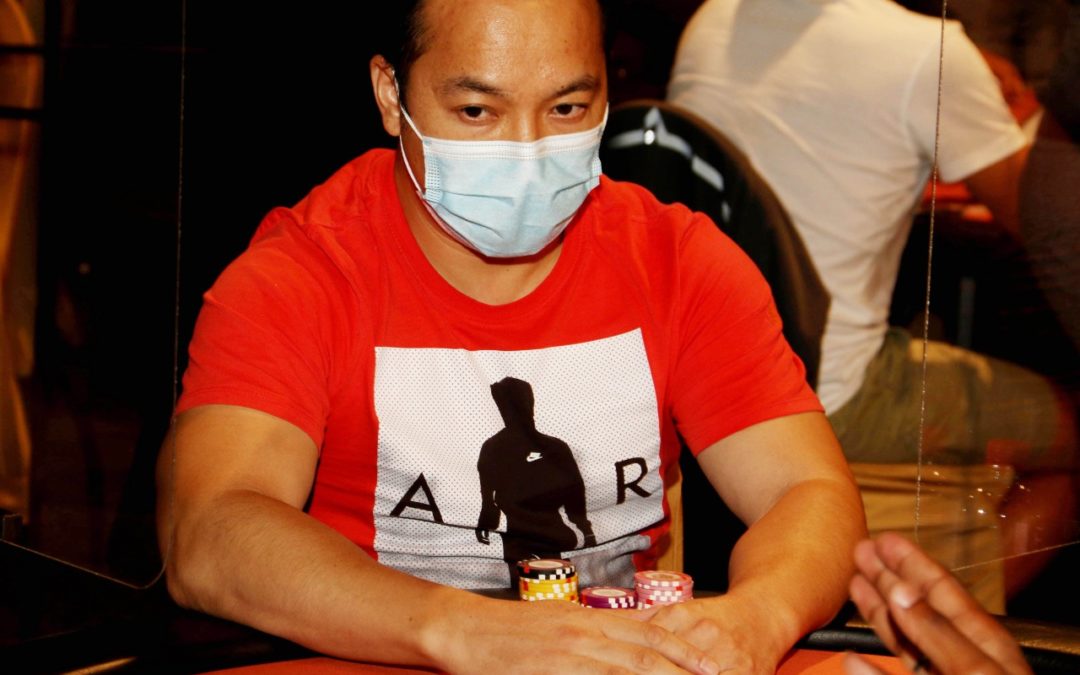 Elton Chin takes the hand down on the flop